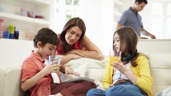 Family looking online