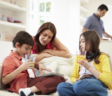 Family looking online