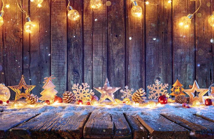 Decorate this Christmas on a budget
