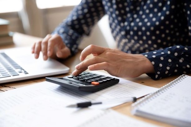 Get your finances back on track in 2023